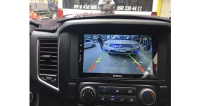 Màn hình xe 16 chỗ Hyundai Solati