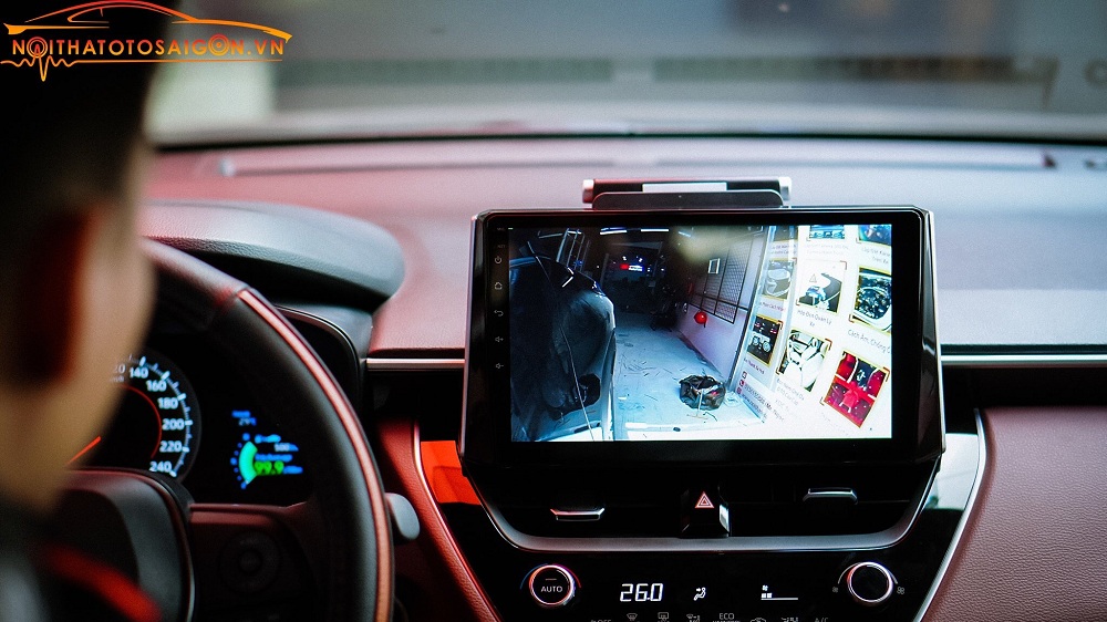 man-hinh-android-xe-toyota-corolla-cross-noithatotosaigon.vn