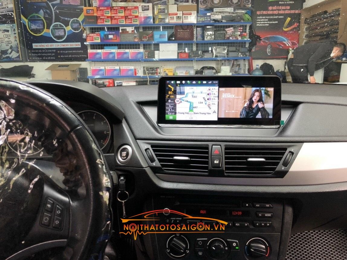 man-hinh-android-cho-xe-bmw