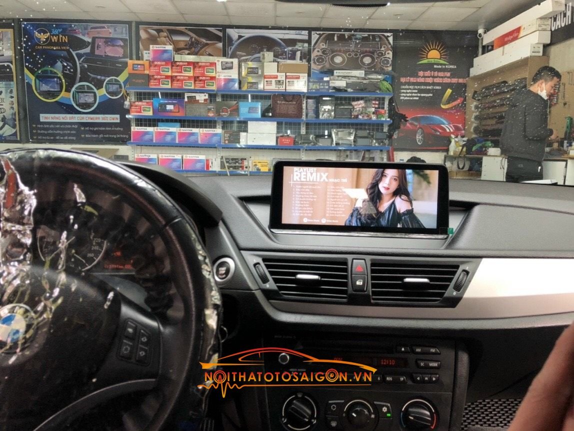 man-hinh-android-cho-xe-bmw