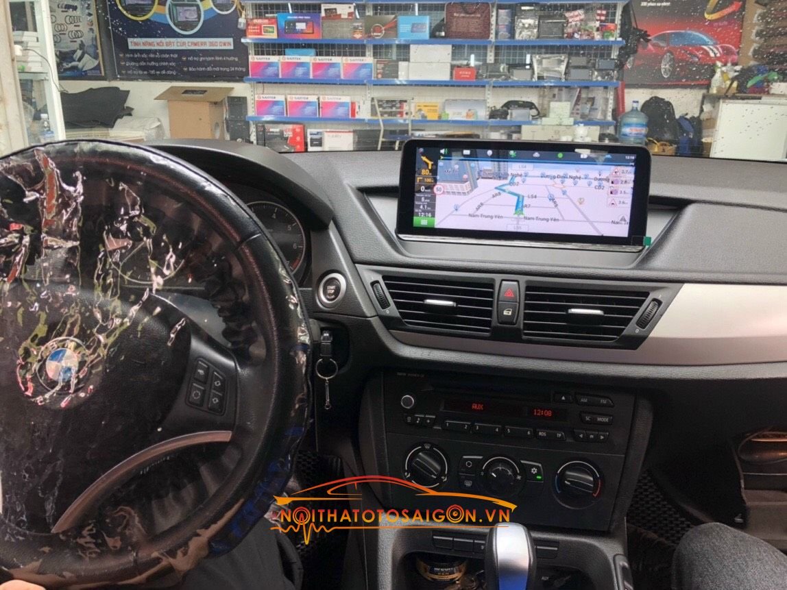 man-hinh-android-cho-xe-bmw